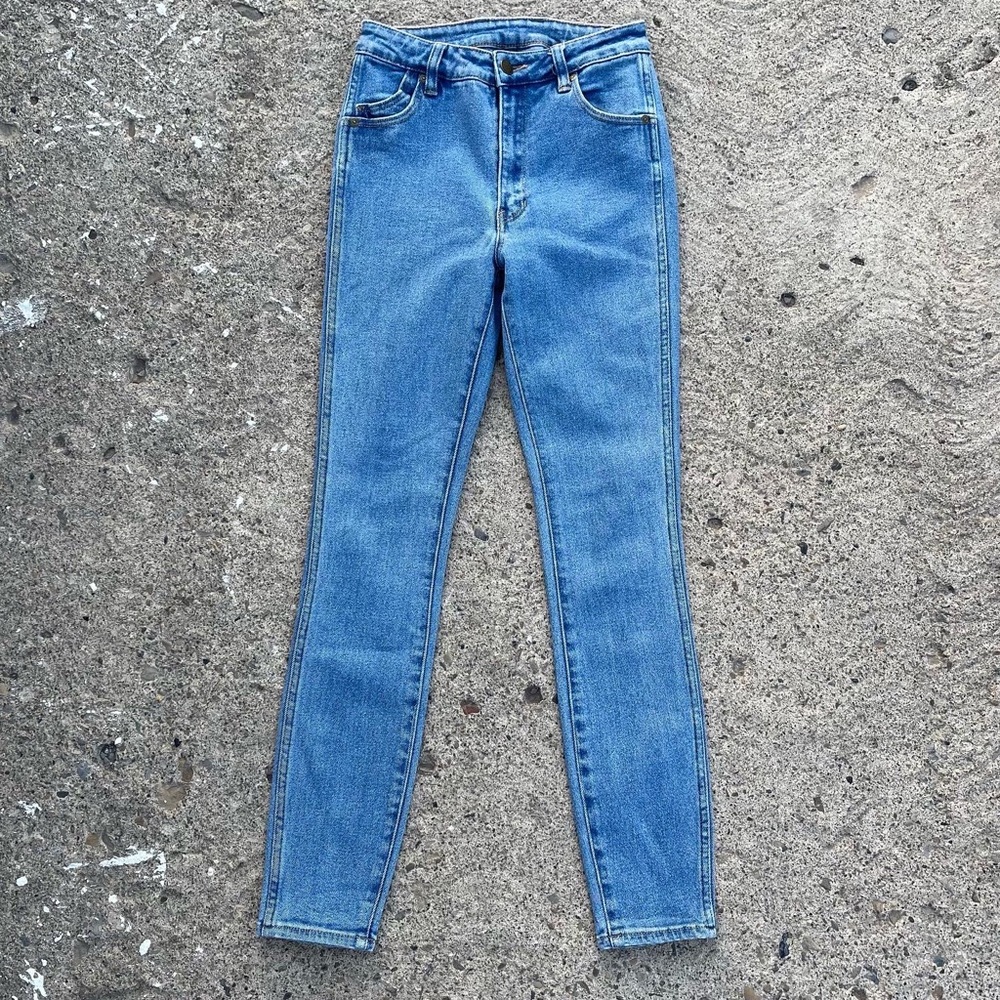 ROLLA’S Westcoast Super Skinny Light Blue Jean - Picture 5 of 11
